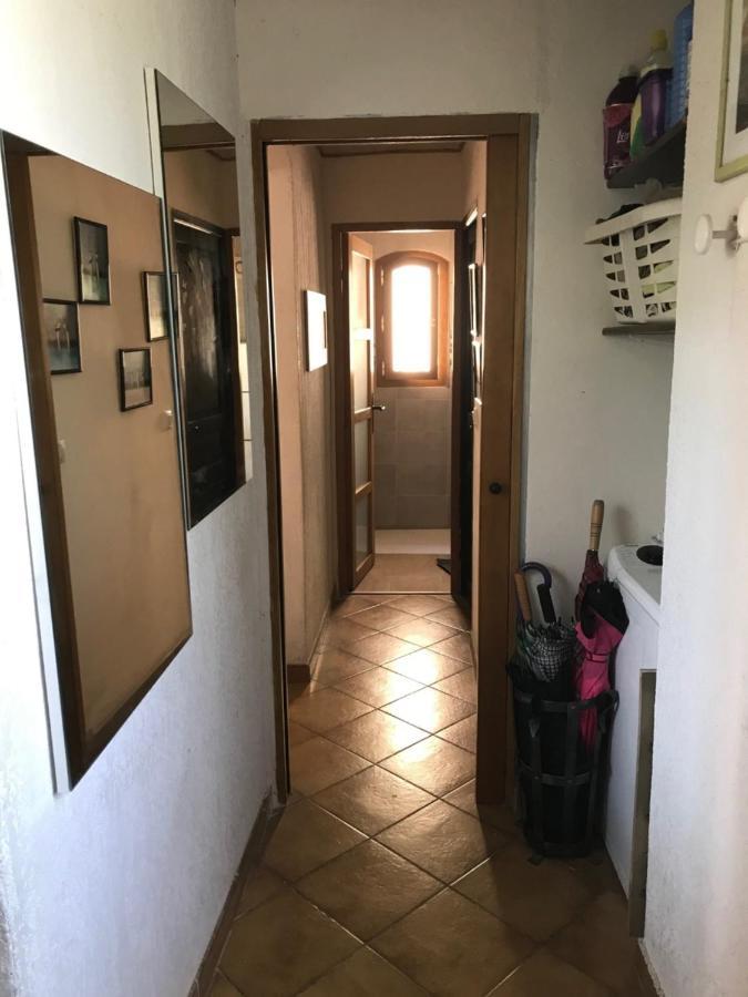 Chambre climatisée avec sdb privée dans une villa avec piscine privée Marsella Exterior foto